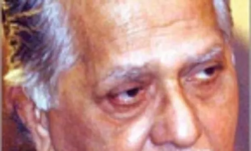 ക്വാറി ഉടമകളുടെ ഹരജിയില്‍ എം.കെ ദാമോദരന്‍ ഹാജരായി