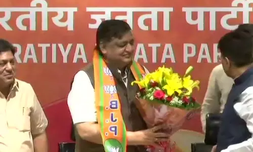 ജയാബച്ചന്‍ ബോളിവുഡ് നര്‍ത്തകി: ബിജെപി നേതാവ് നരേഷ് അഗര്‍വാള്‍ മാപ്പ് പറഞ്ഞു