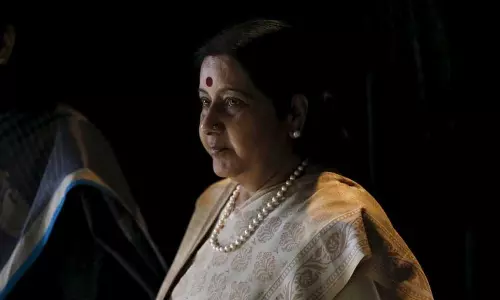 കശ്മീര് സ്വന്തമാക്കാമെന്ന പാകിസ്താന്റെ മോഹം നടക്കില്ലെന്ന് സുഷമ സ്വരാജ് കശ്മീര് സ്വന്തമാക്കാമെന്ന പാകിസ്താന്റെ മോഹം നടക്കില്ലെന്ന് സുഷമ സ്വരാജ്