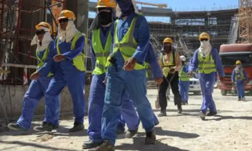 ഖത്തറില്‍ വിദേശ തൊഴിലാളികളുടെ വിരമിക്കല്‍ പ്രായം 60 വയസാക്കാന്‍ ശിപാര്‍ശ