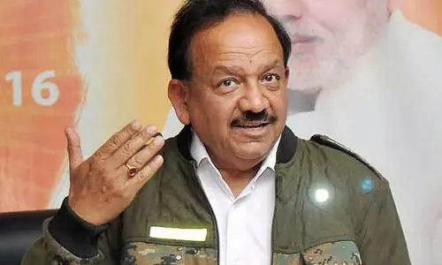 ഐൻസ്റ്റീന്റെ സിദ്ധാന്തത്തേക്കാള് മഹത്തരമായ ഒന്ന് വേദങ്ങളിലുണ്ടെന്ന് സ്റ്റീഫന് ഹോക്കിങ് പറഞ്ഞതായി കേന്ദ്ര മന്ത്രി ഐൻസ്റ്റീന്റെ സിദ്ധാന്തത്തേക്കാള് മഹത്തരമായ ഒന്ന് വേദങ്ങളിലുണ്ടെന്ന് സ്റ്റീഫന് ഹോക്കിങ് പറഞ്ഞതായി കേന്ദ്ര മന്ത്രി