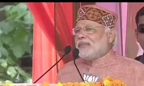 കശ്മീര്‍ സംഘര്‍ഷം; മോദിക്കെതിരെ പ്രതിപക്ഷം നീക്കം ശക്തമാക്കുന്നു