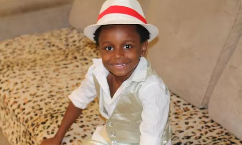 എട്ടു വയസുകാരന്‍ തവാന്‍ ലൂക്കാസിന്റെ നെഞ്ചിടിപ്പിന് സാംബാ താളമാണ്... മനസില്‍ സങ്കടക്കടലും