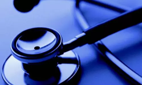 സ്വാശ്രയ മെഡിക്കല് കോളജ് ഫീസ് ഏകീകരണത്തിനെതിരെ എസ്എഫ്ഐ സ്വാശ്രയ മെഡിക്കല് കോളജ് ഫീസ് ഏകീകരണത്തിനെതിരെ എസ്എഫ്ഐ