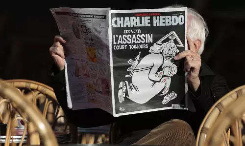 മുസ്‍ലിം വിരുദ്ധത; ഷാര്‍ലി ഹെബ്‍ദോ വീണ്ടും വിവാദത്തില്‍
