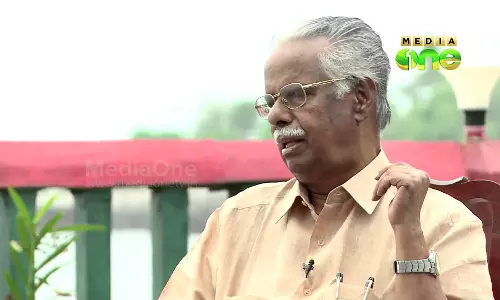 മിണ്ടാതിരുന്നാല്‍ ഒന്നും ചെയ്യാനാവാത്ത അവസ്ഥയുണ്ടാകും; കുരീപ്പുഴയ്ക്ക് പിന്തുണയുമായി ടി.പത്മനാഭന്‍