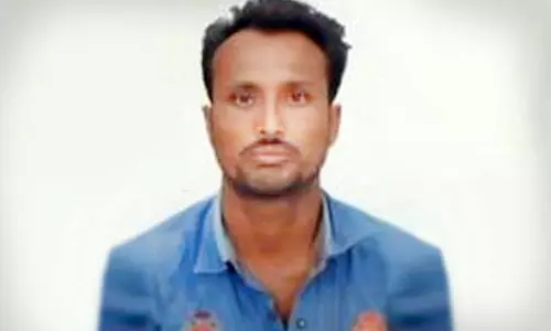 മരിക്കും മുമ്പ് ചോര വാര്‍ന്ന് റോഡില്‍ കിടന്നത് ഒന്നര മണിക്കൂര്‍