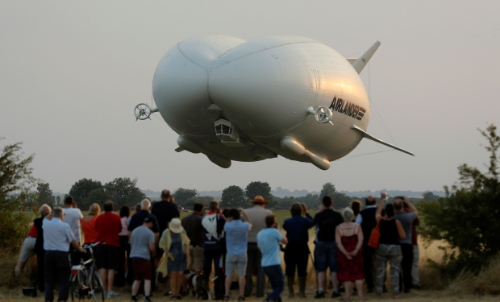 എയര്‍ലാന്‍ഡര്‍ 10, വിസ്‍മയ വിമാനം