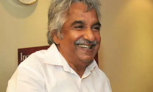 മാധ്യമങ്ങള്‍ക്ക് പ്രവര്‍ത്തന സ്വാതന്ത്ര്യം ഉണ്ടാകണമെന്ന് ഉമ്മന്‍ചാണ്ടി