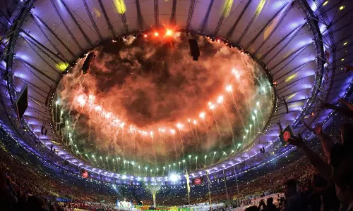 ആഘോഷമായി, ആവേശമായി റിയോ...സമാപന ചടങ്ങിലെ ചിത്രങ്ങള്‍ കാണാം