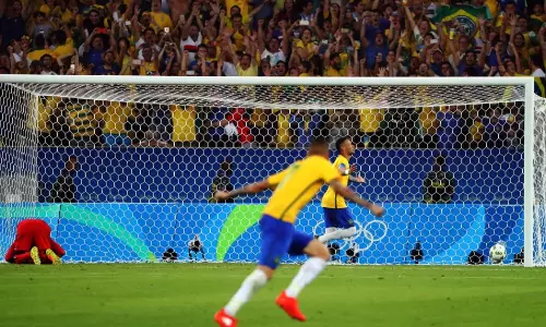 കാത്തിരുന്ന ഫുട്‌ബോള്‍ സ്വര്‍ണ്ണം ബ്രസീലിന് തന്നെ
