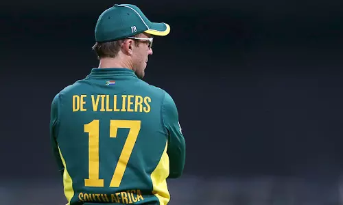 ദക്ഷിണാഫ്രിക്കക്ക് ആശ്വാസമായി ഡിവില്ലിയേഴ്സ് തിരിച്ചെത്തുന്നു