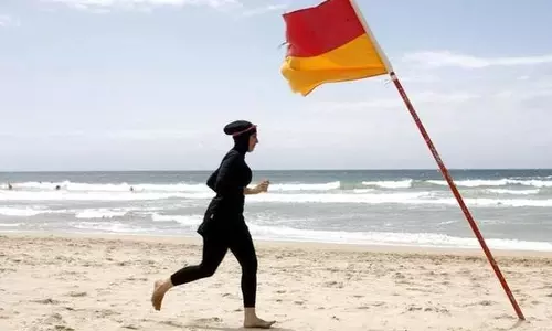 പ്രതിഷേധം ശക്തമായി; ഫ്രാന്‍സില്‍ ബുര്‍ഖിനി നിരോധം പിന്‍വലിച്ചു