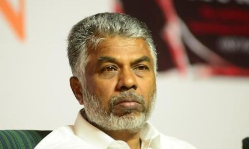 എഴുത്തുകാരെ നിശബ്ദരാക്കാനുള്ള ശ്രമങ്ങള്‍ സമൂഹത്തെ പിറകോട്ടടിപ്പിക്കുമെന്ന് പെരുമാള്‍ മുരുകന്‍