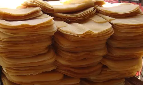 റബ്ബര്‍ വില കൂപ്പുകുത്തിയതോടെ കര്‍ഷകര്‍ കടുത്ത പ്രതിസന്ധിയില്‍