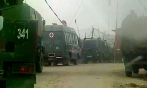 കശ്മീരില്‍ നുഴഞ്ഞുകയറാന്‍ ശ്രമിച്ച അഞ്ച് തീവ്രവാദികളെ സൈന്യം വധിച്ചു