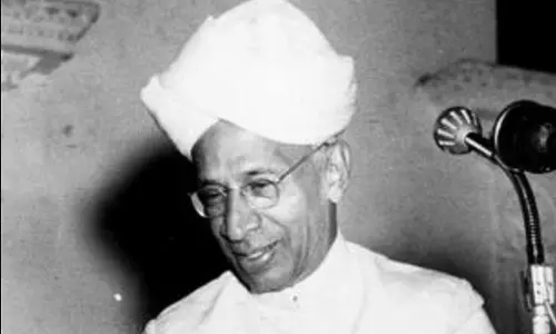 ഡോ എസ് രാധാകൃഷ്ണന്‍; അധ്യാപകര്‍ സദാ പ്രകാശിക്കുന്ന വിളക്കാവണമെന്ന് ഓര്‍മിപ്പിച്ച ദീര്‍ഘദര്‍ശി