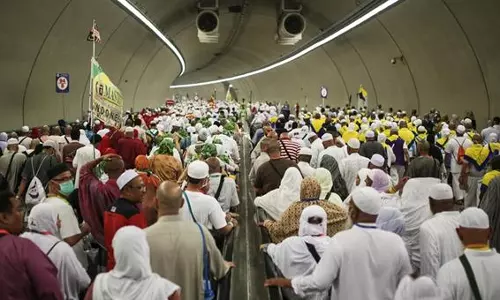 മക്കയിലെ  ചെക്പോയിന്റുകളില്‍ പരിശോധന കര്‍ശനമാക്കി