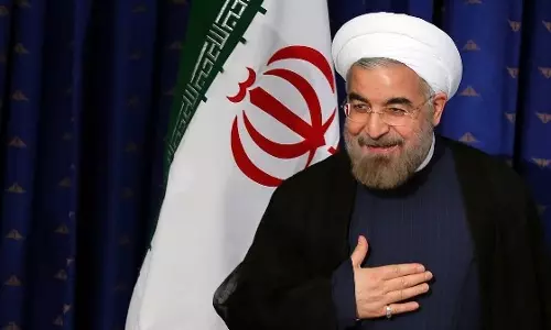 അയല് രാജ്യങ്ങളില് ബോംബ് വര്ഷിക്കുന്നതിലൂടെ ഒരു നേട്ടവുമുണ്ടാക്കാന് കഴിയില്ല: ഇറാന് പ്രസിഡന്റ് അയല് രാജ്യങ്ങളില് ബോംബ് വര്ഷിക്കുന്നതിലൂടെ ഒരു നേട്ടവുമുണ്ടാക്കാന് കഴിയില്ല: ഇറാന് പ്രസിഡന്റ്