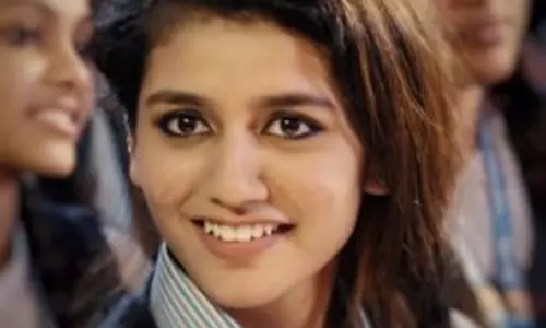 ഇതാണെന്റെ ഏറ്റവും വലിയ സ്വപ്നം; ദുല്‍ഖര്‍ ചിത്രത്തിന്റെ പോസ്റ്റര്‍ പങ്കുവച്ച് പ്രിയാ വാര്യര്‍