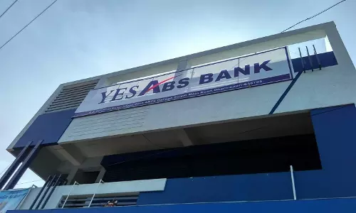 വ്യാജ നോട്ടുകള്‍ മറന്നേക്കൂ.... ഒറിജനിലെ വെല്ലുന്ന വ്യാജ ബാങ്ക്