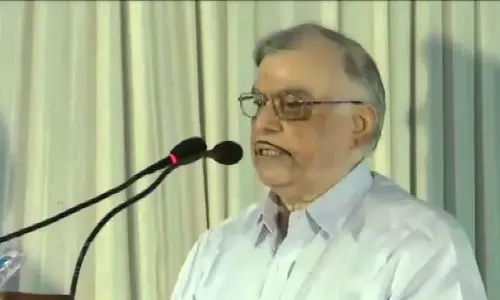 മാധ്യമസ്വാതന്ത്ര്യം ഇല്ലാതാക്കാന്‍ ആര്‍ക്കും അവകാശമില്ല: ഗവര്‍ണര്‍