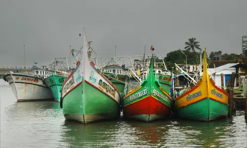 ബോട്ട് സമരം നാലാം ദിവസത്തില്‍