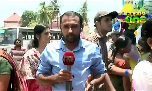 ഉത്രാടപ്പാച്ചിലില്‍ അലിഞ്ഞ് നാടും നഗരവും