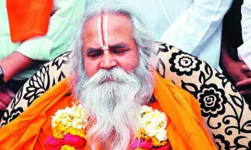 ലോക്‌സഭാ തെരഞ്ഞെടുപ്പിനു മുന്‍പ് രാമക്ഷേത്രം പണിയുമെന്ന് രാം വിലാസ് വേദാന്തി