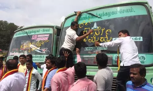 കാവേരി പ്രശ്നം; മലയാളികളെ നാട്ടിലെത്തിക്കാനുള്ള ശ്രമങ്ങള്‍ തുടരുന്നു