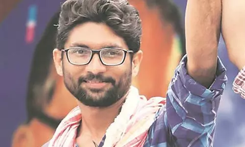 ജിഗ്നേഷ് മേവാനിയെ ഗുജറാത്ത് പൊലീസ് വിട്ടയച്ചു