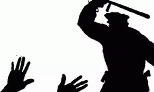 ക്ഷേത്രോത്സവത്തിനിടെ സംഘര്‍ഷം: പിടികൂടിയ നിരപരാധികള്‍ക്ക് പൊലീസിന്റെ ക്രൂരമര്‍ദ്ദനം