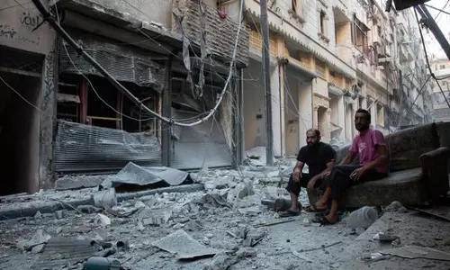 വെടിനിര്‍ത്തല്‍ അവഗണിച്ച് സിറിയയില്‍ അമേരിക്കന്‍ വ്യോമാക്രമണം