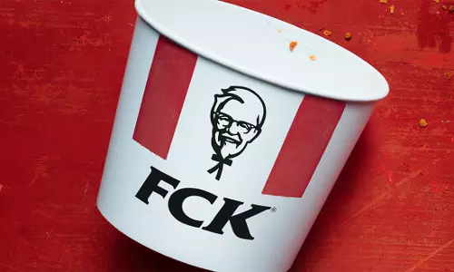 ഔട്ട്ലെറ്റുകള് അടച്ചിട്ടതില് ഒഴിഞ്ഞ ബക്കറ്റിന്റെ ചിത്രവുമായി മാപ്പ് പറഞ്ഞ് കെഎഫ്സി ഔട്ട്ലെറ്റുകള് അടച്ചിട്ടതില് ഒഴിഞ്ഞ ബക്കറ്റിന്റെ ചിത്രവുമായി മാപ്പ് പറഞ്ഞ് കെഎഫ്സി