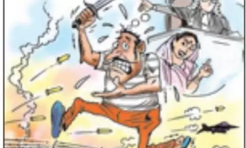 ഭാര്യയെ തല്ലിയല്ല ശൌര്യം കാണിക്കേണ്ടത്, അതിര്ത്തിയില് പോകൂ: ഭര്ത്താവിനോട് കോടതി ഭാര്യയെ തല്ലിയല്ല ശൌര്യം കാണിക്കേണ്ടത്, അതിര്ത്തിയില് പോകൂ: ഭര്ത്താവിനോട് കോടതി