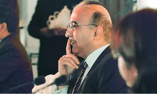 ഇന്ത്യയിലെ പാക് ഹൈക്കമ്മീഷണര്‍ക്ക്  ഭീഷണി സന്ദേശം