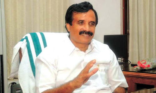 മത്സ്യവും മാംസവും, മദ്യവും മയക്കുമരുന്നും പോലെ; രവീന്ദ്രനാഥിന്റെ പ്രസ്താവനയില്‍ വിവാദം കൊഴുക്കുന്നു