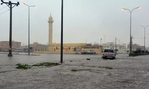 രണ്ട് ദിവസം തിമര്‍ത്ത് പെയ്ത മഴക്ക് സൗദിയില്‍ ശമനമായി