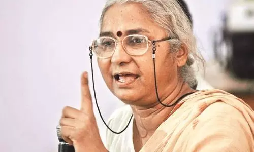 പൊതുജനത്തെ കൊള്ളയടിക്കാൻ ശ്രമിക്കുന്ന ബാങ്കുകളെ കുറിച്ച് ജുഡീഷ്യൽ അന്വേഷണം വേണമെന്ന് മേധാ പട്കര്‍