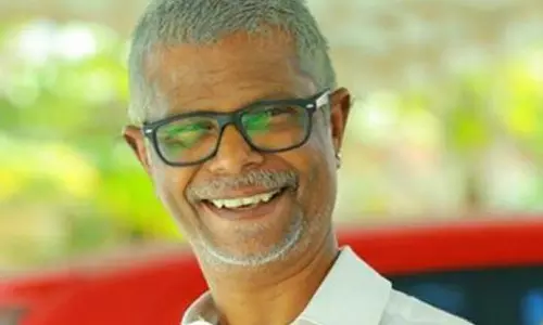 വസ്ത്രാലങ്കാരത്തില്‍ തുടങ്ങി മികച്ച നടനില്‍ എത്തിയ ഇന്ദ്രന്‍സ്