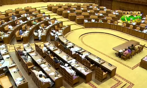 ലൈറ്റ് മെട്രോ: ഡിഎംആർസിയെ ഒഴിവാക്കാന്‍ സർക്കാർ തന്ത്രപൂർവ്വം കരുക്കൾ നീക്കിയെന്ന് പ്രതിപക്ഷം