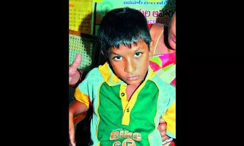 ഉത്തരം തെറ്റിച്ചതിന് മൂന്നാം ക്ലാസുകാരന് സ്ലേറ്റ് കൊണ്ട് അധ്യാപികയുടെ ക്രൂരമര്‍ദ്ദനം 