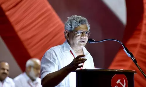 ബിജെപി ഭരണത്തിന്റെ കീഴില്‍ ജനാധിപത്യം ഭീഷണി നേരിടുന്നുവെന്ന് യെച്ചൂരി