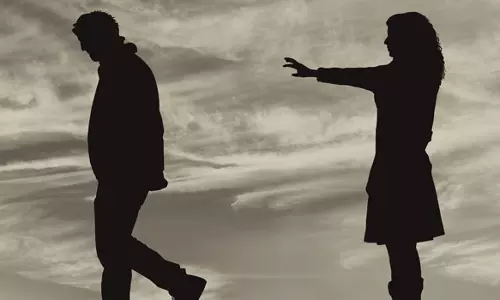 ഭാര്യ വൈകി എഴുന്നേല്‍ക്കുന്നു, രുചികരമായ ഭക്ഷണമുണ്ടാക്കുന്നില്ല: വിവാഹമോചനം തേടി യുവാവ്