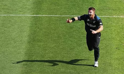 ആ അതിവേഗ സെഞ്ച്വറിക്കാരന്‍ ബാംഗ്ലൂരിലേക്ക് 