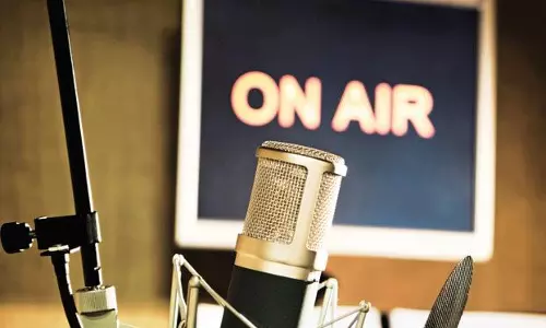 അബൂദബി മോഡല്‍ സ്കൂള്‍ റേഡിയോ പ്രവര്‍ത്തനമാരംഭിച്ചു