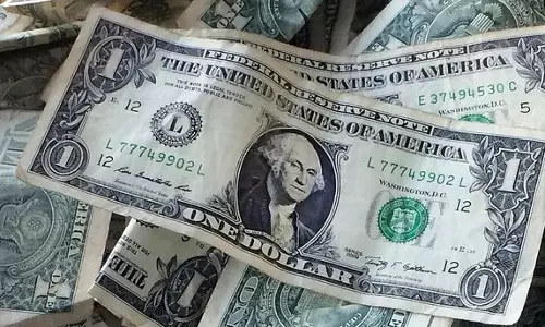 അമേരിക്കന്‍ ഡോളറിനെ ഇറാന്‍ ഒഴിവാക്കുന്നു