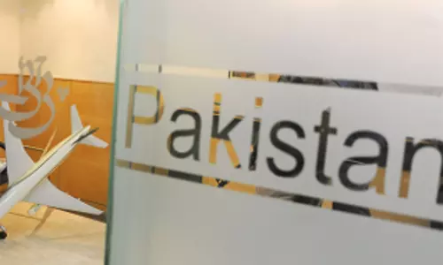 പാകിസ്താന്‍ എയര്‍ലൈന്‍സ് ഇന്ത്യയിലേക്കുള്ള വിമാന സര്‍വീസ് റദ്ദാക്കി