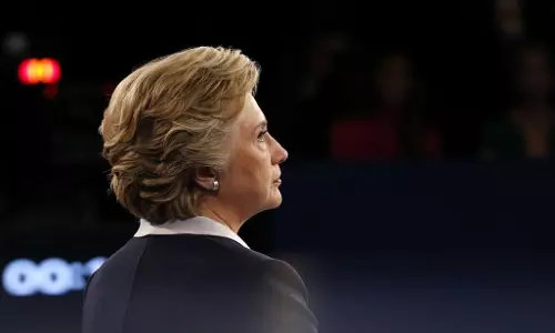 സിറിയയിലേക്ക് കരസേനയെ അയക്കുന്നത് അബദ്ധമാണെന്ന് ഹിലരി