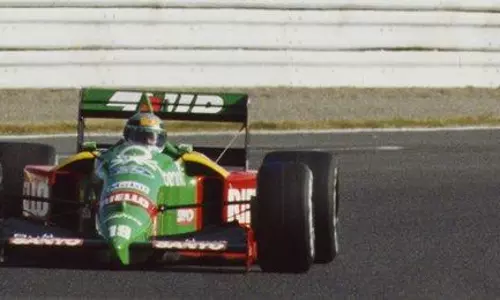 നിക്കോ റോസ്ബര്‍ഗ് ആദ്യ ഫോര്‍മുല വണ്‍ കിരീടത്തിനരികെ